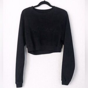 Alphalete Black Cropped Sweatshirt